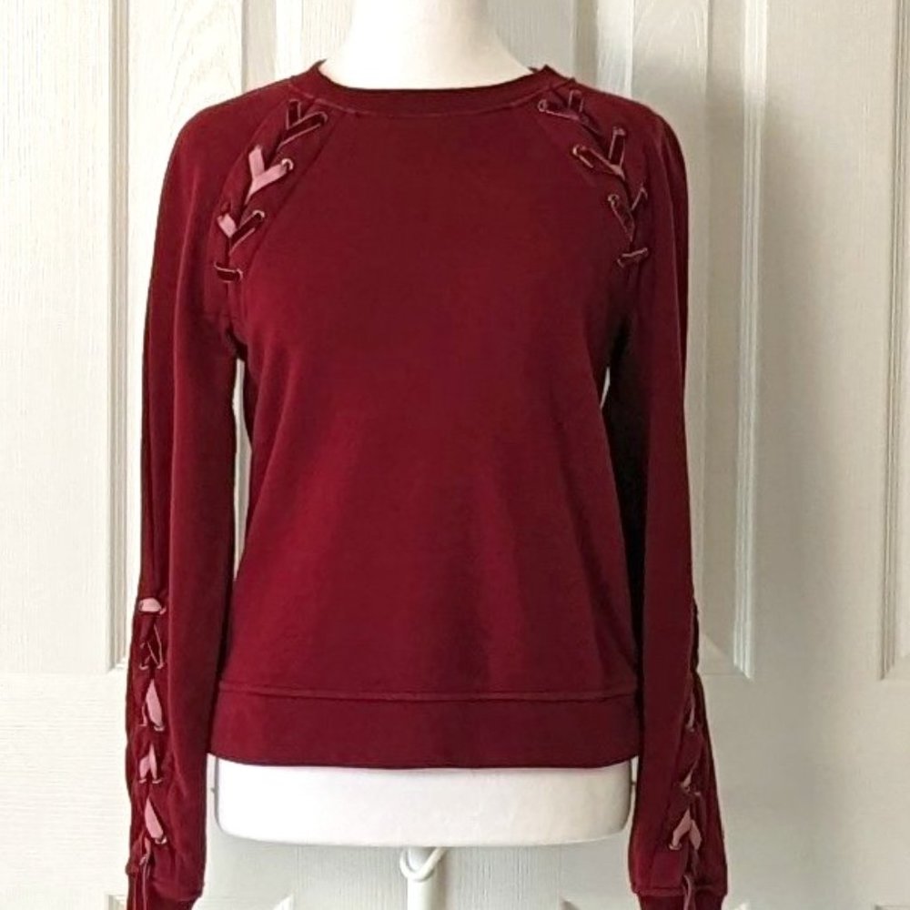 JESSICA SIMPSON Women's Sweatshirt with Lacing Detail Size XS  Cranberry